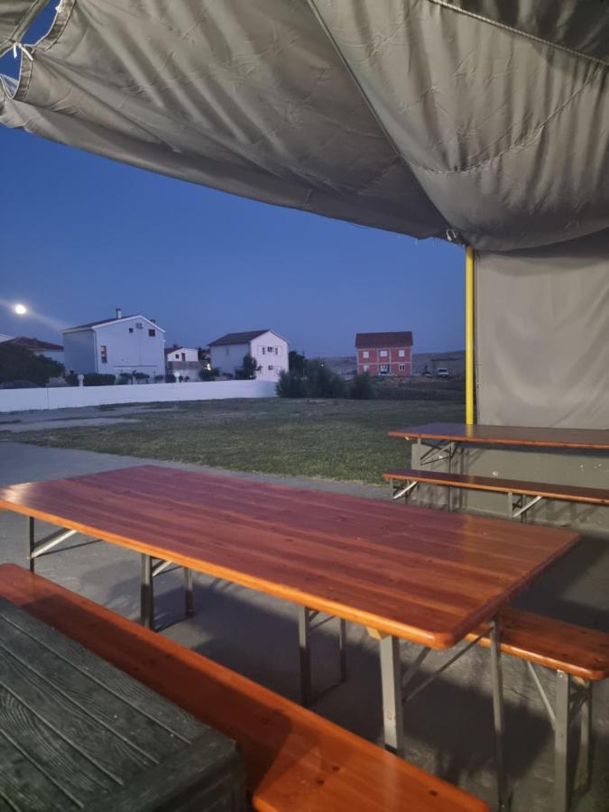 Apartmani Alen Dinjiška Exteriör bild