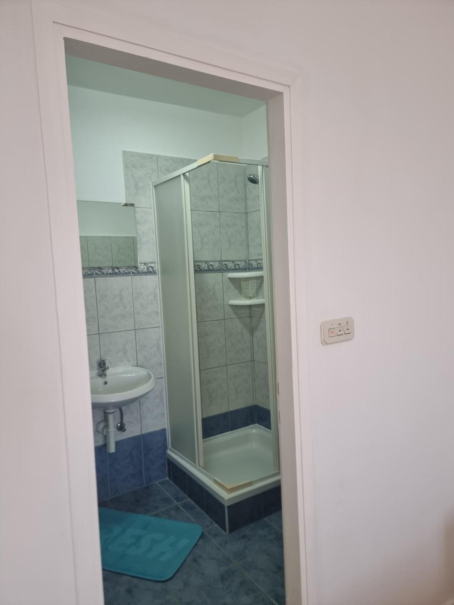 Apartmani Alen Dinjiška Exteriör bild